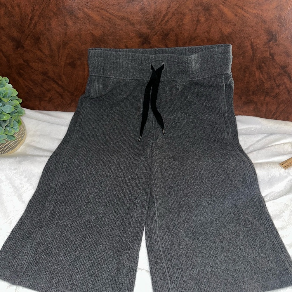Lululemon Athletica Charcoal Knit Pants